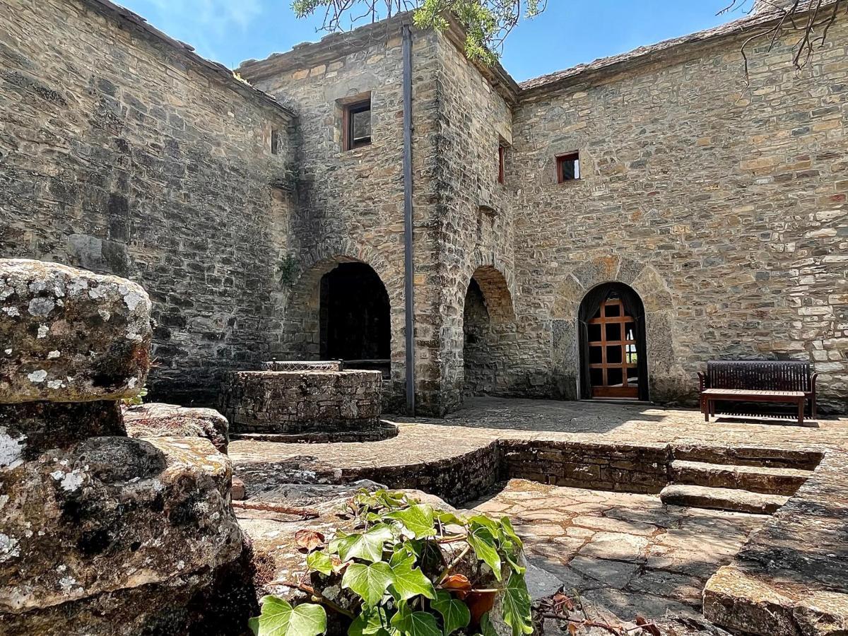 Coscojuela de Sobrarbe La Abadiaゲストハウス エクステリア 写真
